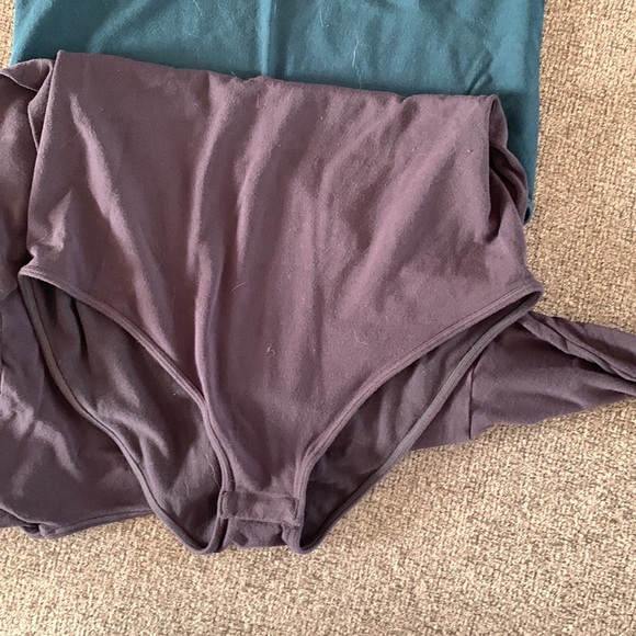 Bodysuits - Picture 7 of 7